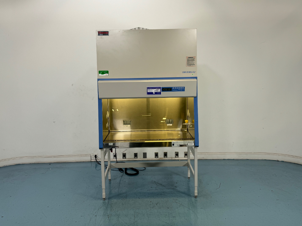 Image of Thermo 1300 A2 4' Biosafety Cabinet